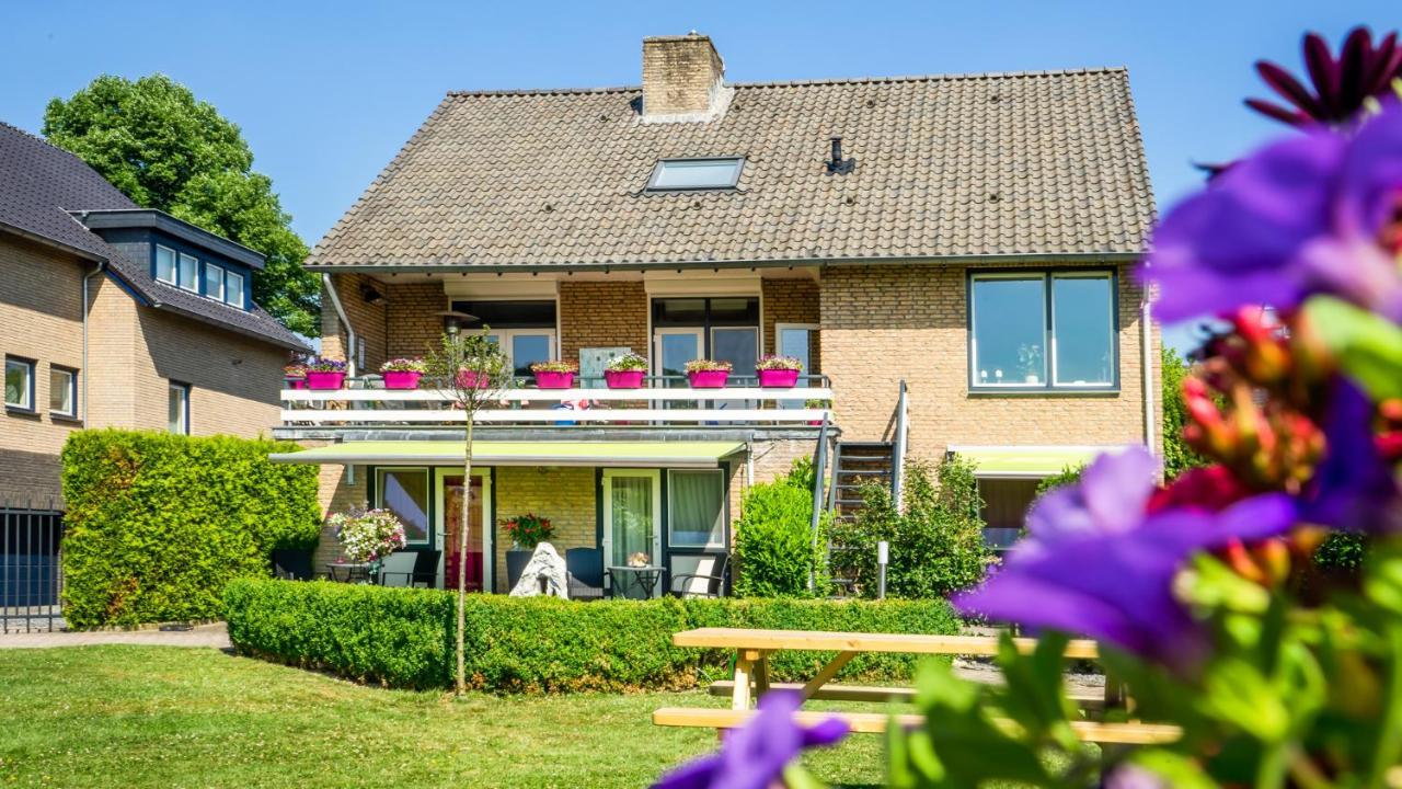 Panorama Sousberg Appartementen Schin op Geul Exterior photo